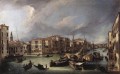 Le Grand Canal avec le pont du Rialto en arrière plan Canaletto Venise